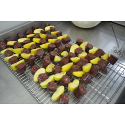 Brochettes de boudin noir et pommes